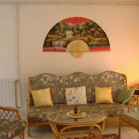 펜션 Anna Ueduelohaz Balatonberény