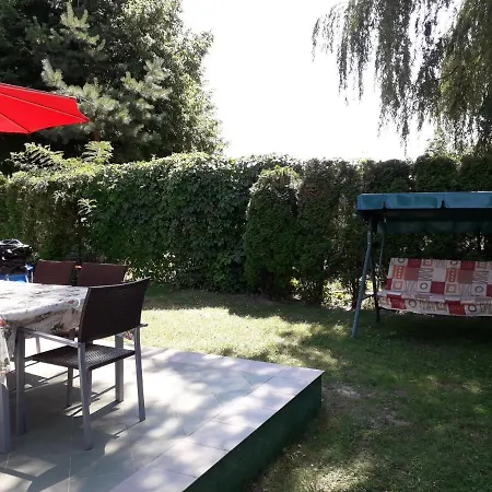Dom wakacyjny Anna Ueduelohaz Balatonberény